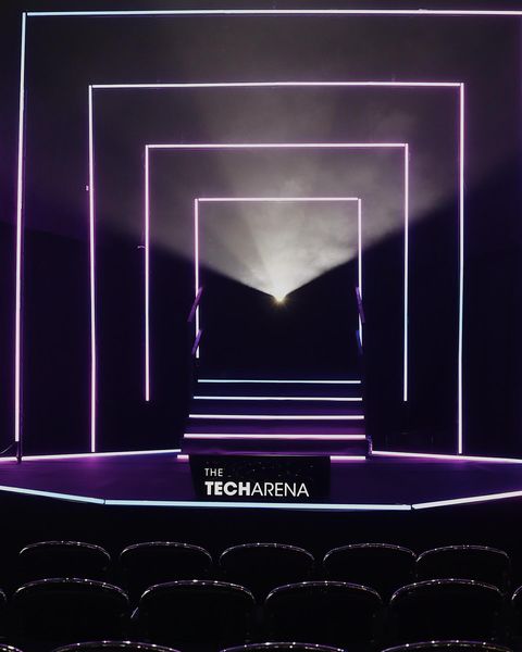 Day 1 at @techarenan was a total win🎊
We had a fantastic day with great conversations, fresh ideas, and uplifting talks. Big shoutout to our CEO, Louise Barnekow taking the stage and sharing insights that drive our vision forward🙌🏼
.
.
.
#TechArenan #Innovation #Inspiration #MynewsdesK