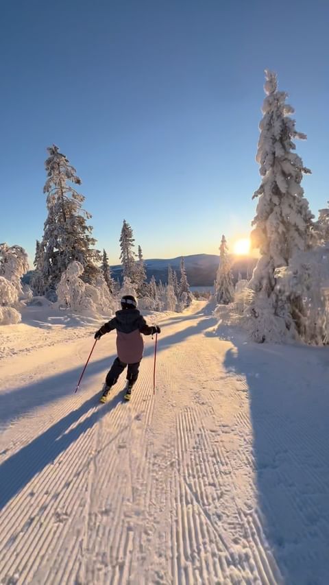 Som vi längtar ❤️⛷️ 
- Ses vi på premiären 13 december?
